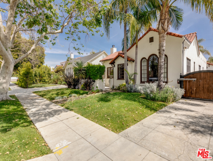 3 Bed Home for Sale in Los Angeles, California