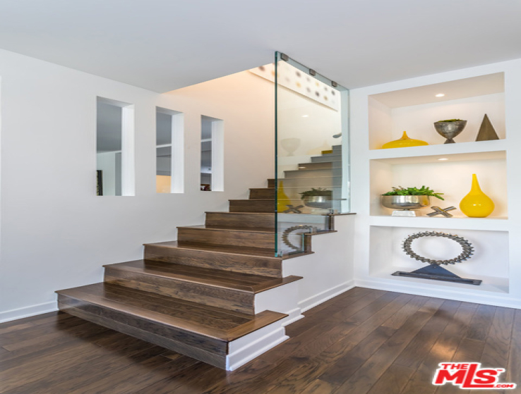 2 Bed Home for Sale in Los Angeles, California