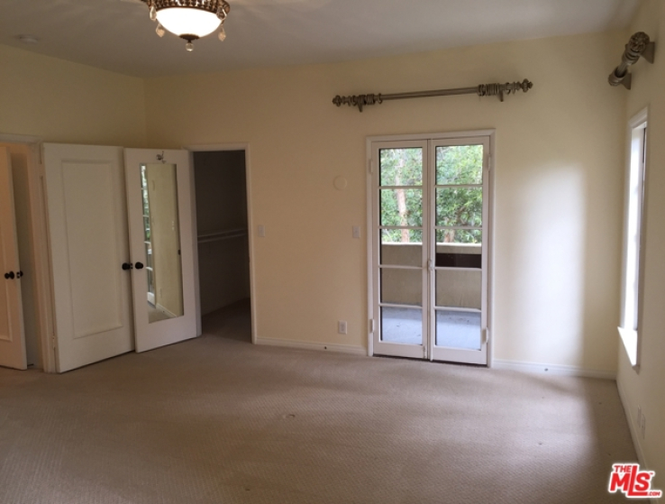 4 Bed Home to Rent in Pasadena, California