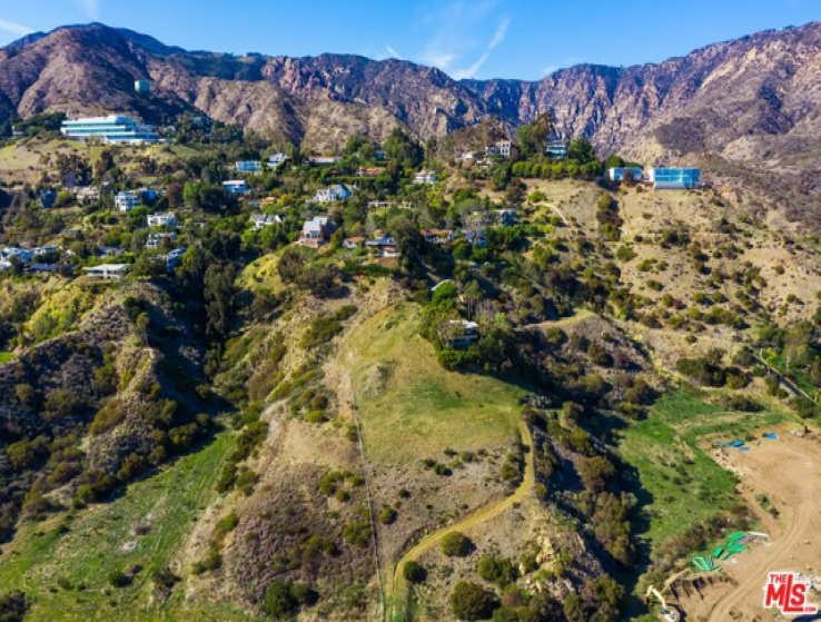  Land for Sale in Malibu, California