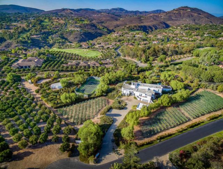 7 Bed Home for Sale in Rancho Santa Fe, California