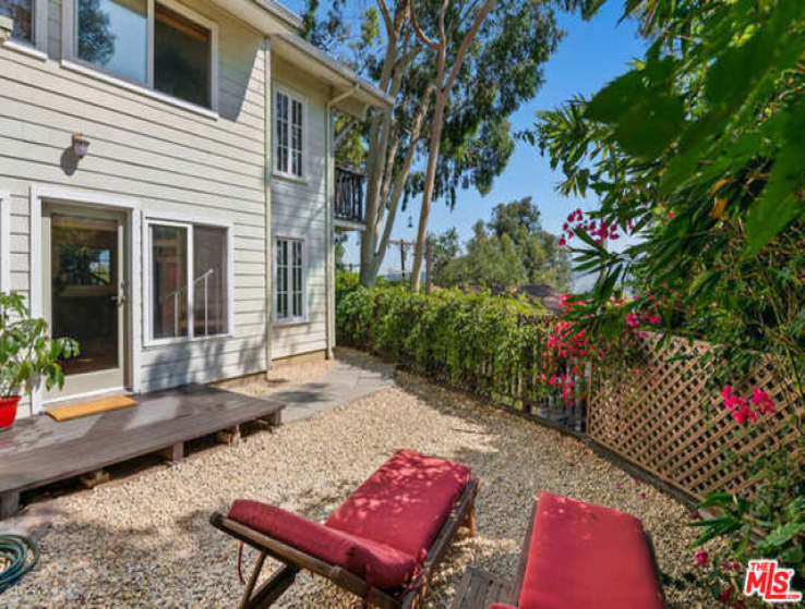 2 Bed Home for Sale in Topanga, California