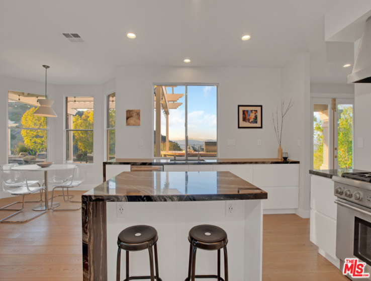 5 Bed Home for Sale in Topanga, California