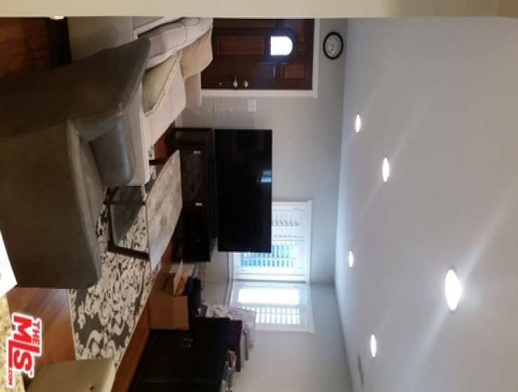 3 Bed Home to Rent in Culver City, California