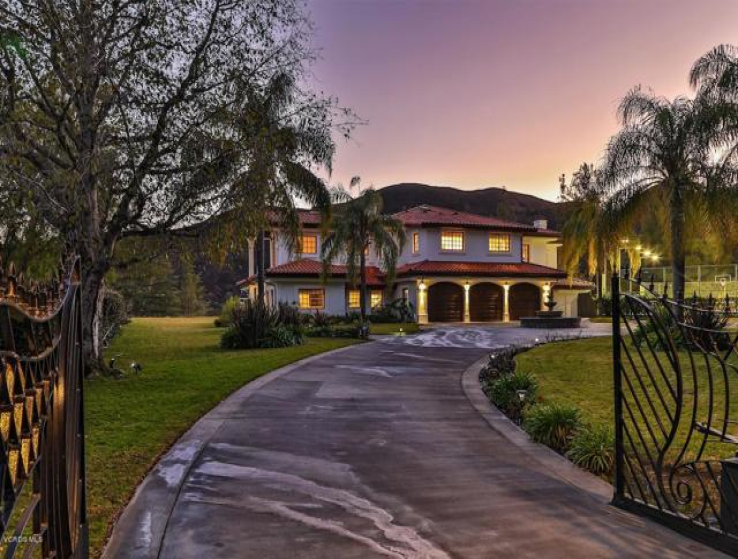 6 Bed Home for Sale in Agoura Hills, California