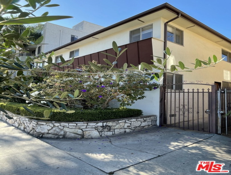  Income Home for Sale in Los Angeles, California