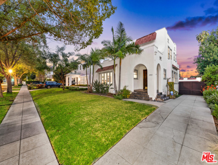 3 Bed Home for Sale in Los Angeles, California