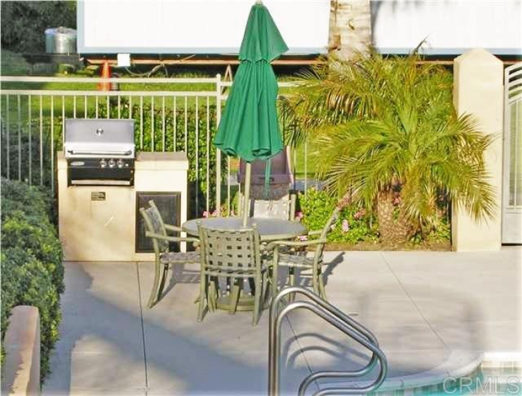 2 Bed Home to Rent in Carlsbad, California