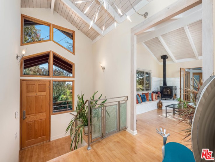 4 Bed Home for Sale in Topanga, California