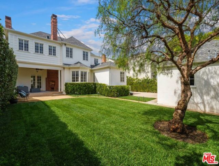 4 Bed Home for Sale in Beverly Hills, California