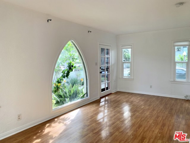 1 Bed Home to Rent in Culver City, California