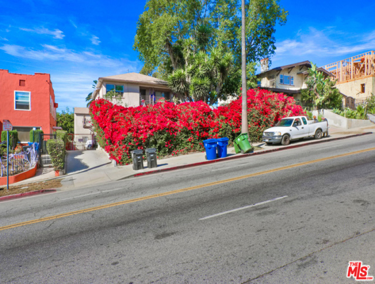  Income Home for Sale in Los Angeles, California