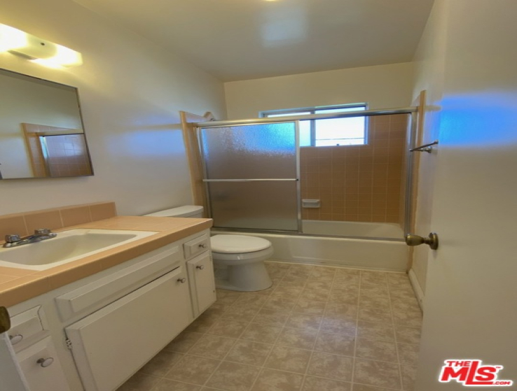 1 Bed Home to Rent in Los Angeles, California