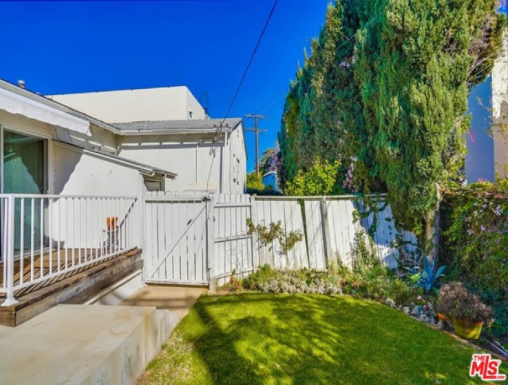  Income Home for Sale in Los Angeles, California