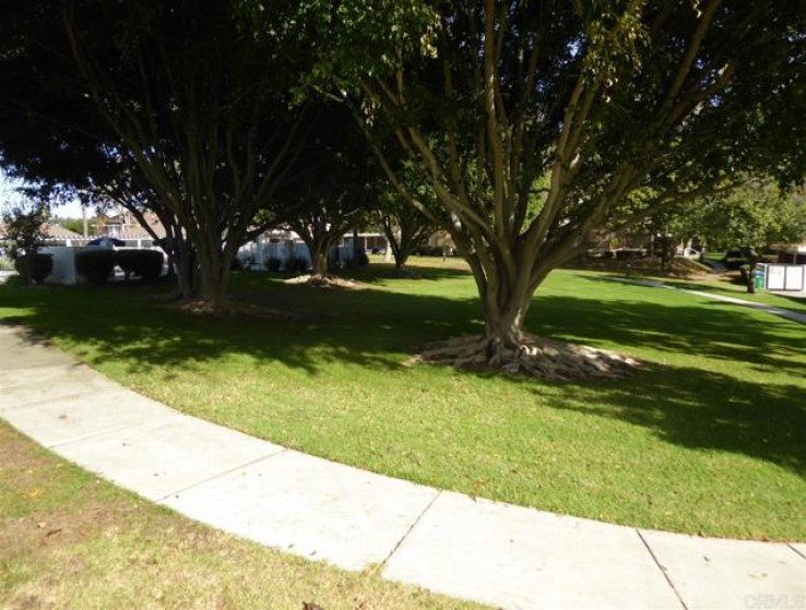 2 Bed Home to Rent in Carlsbad, California