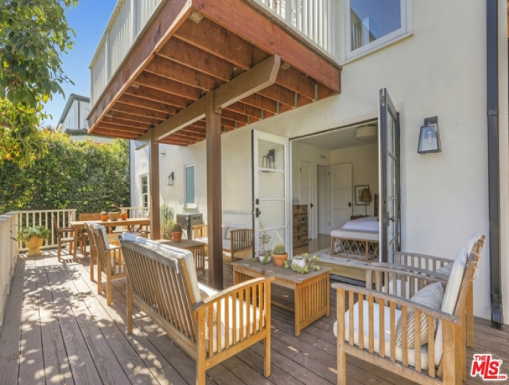 3 Bed Home for Sale in Los Angeles, California