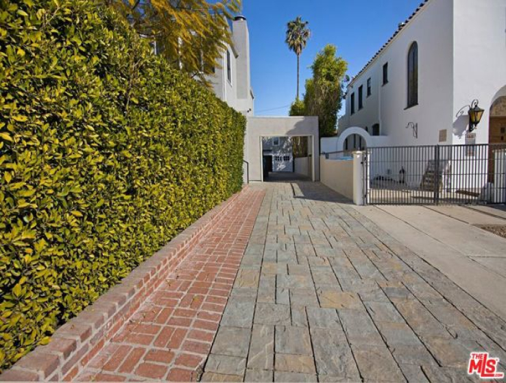 4 Bed Home for Sale in Los Angeles, California