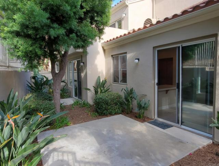 3 Bed Home to Rent in Carlsbad, California