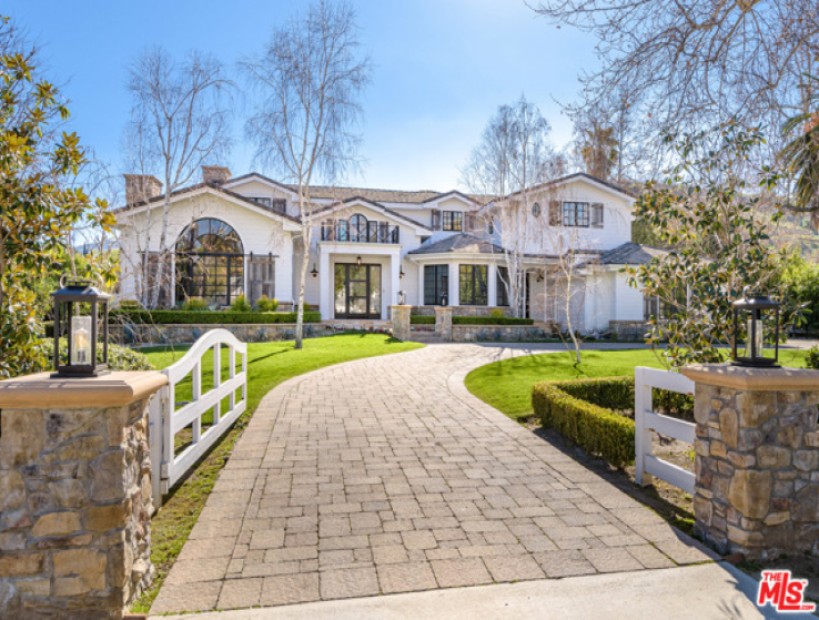 6 Bed Home for Sale in Hidden Hills, California