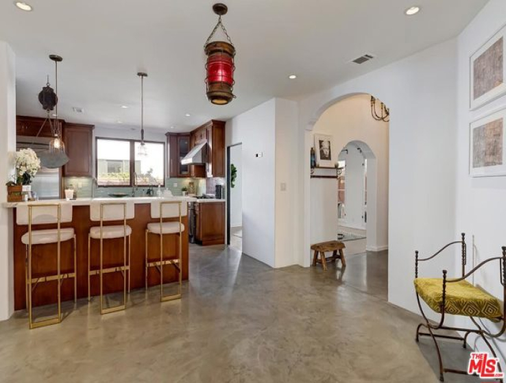 3 Bed Home for Sale in Los Angeles, California