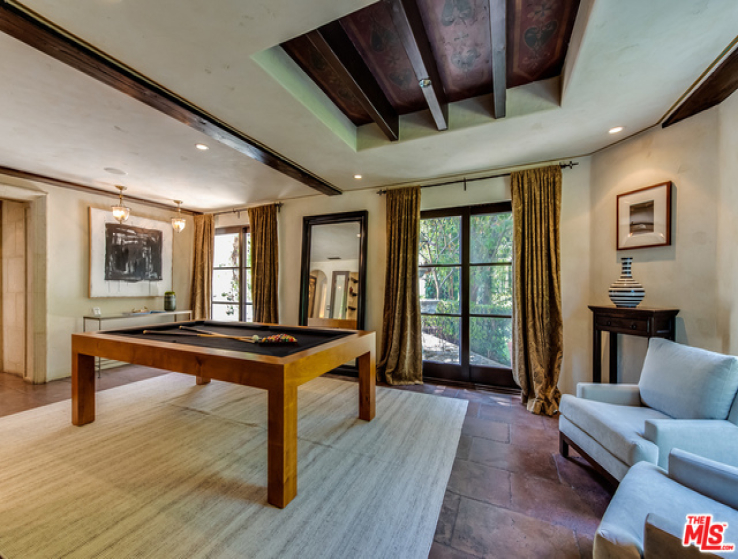 7 Bed Home for Sale in Beverly Hills, California