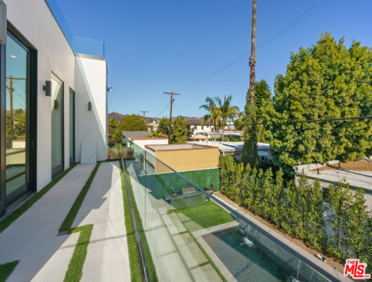 4 Bed Home to Rent in Los Angeles, California