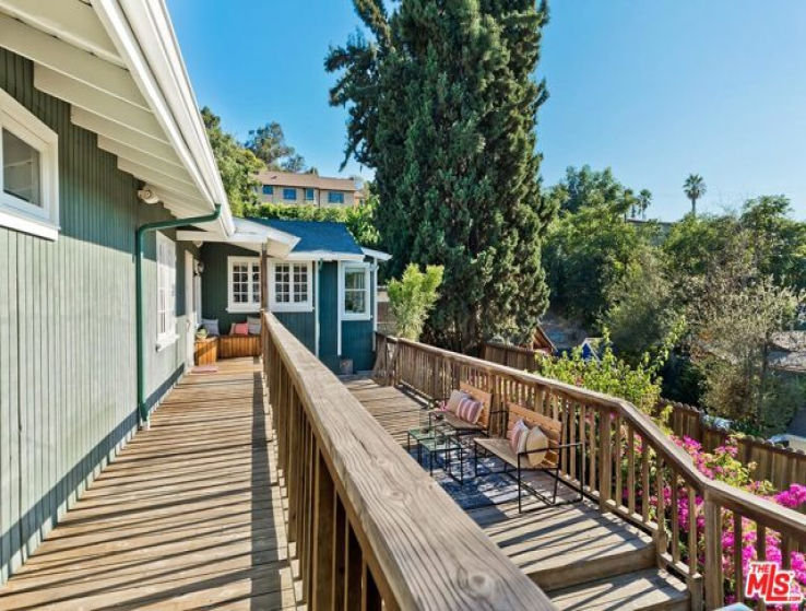 2 Bed Home for Sale in Los Angeles, California