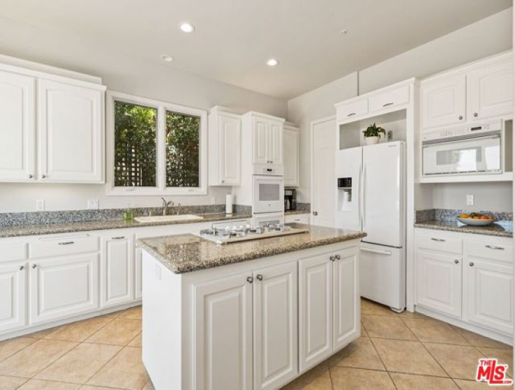 4 Bed Home for Sale in Pacific Palisades, California