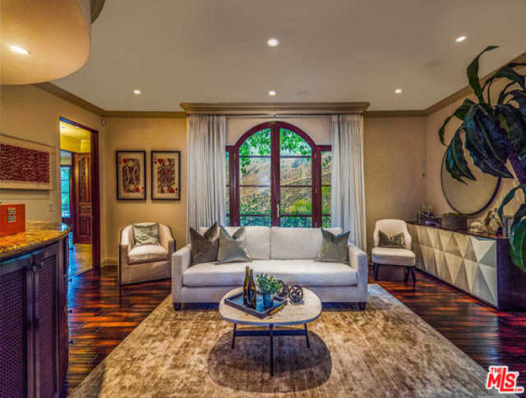 5 Bed Home for Sale in Beverly Hills, California