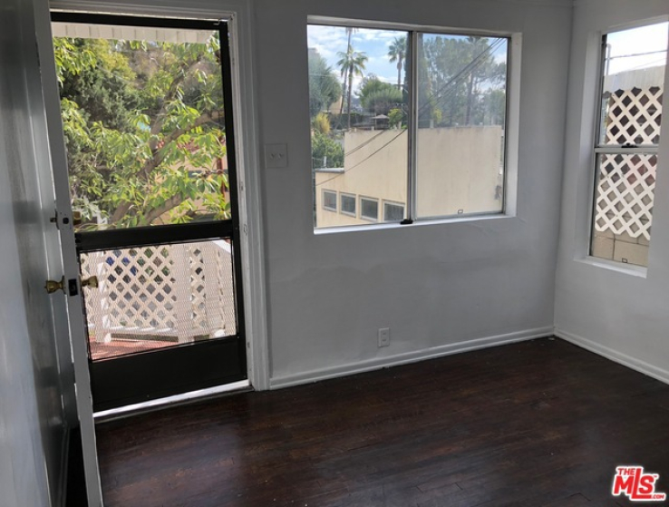 2 Bed Home to Rent in Los Angeles, California