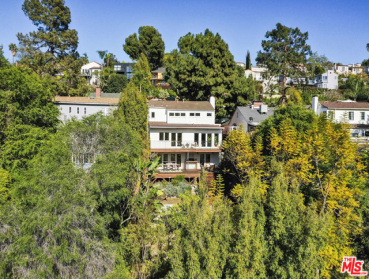 3 Bed Home for Sale in Los Angeles, California