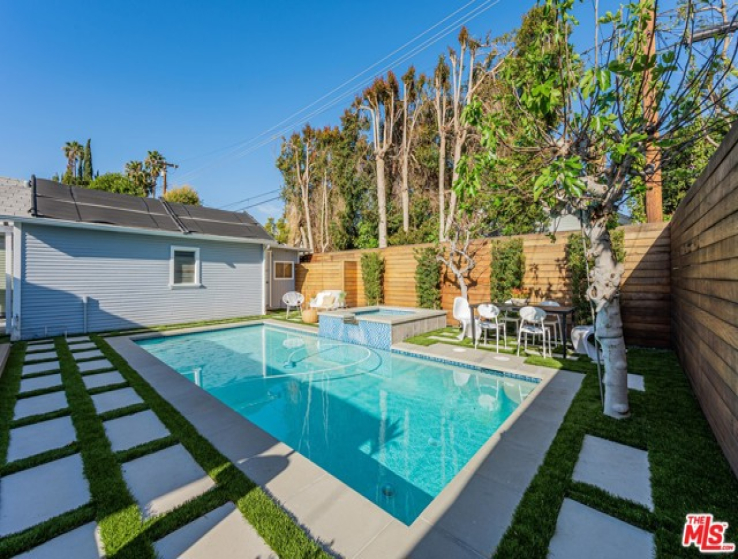 3 Bed Home for Sale in Los Angeles, California