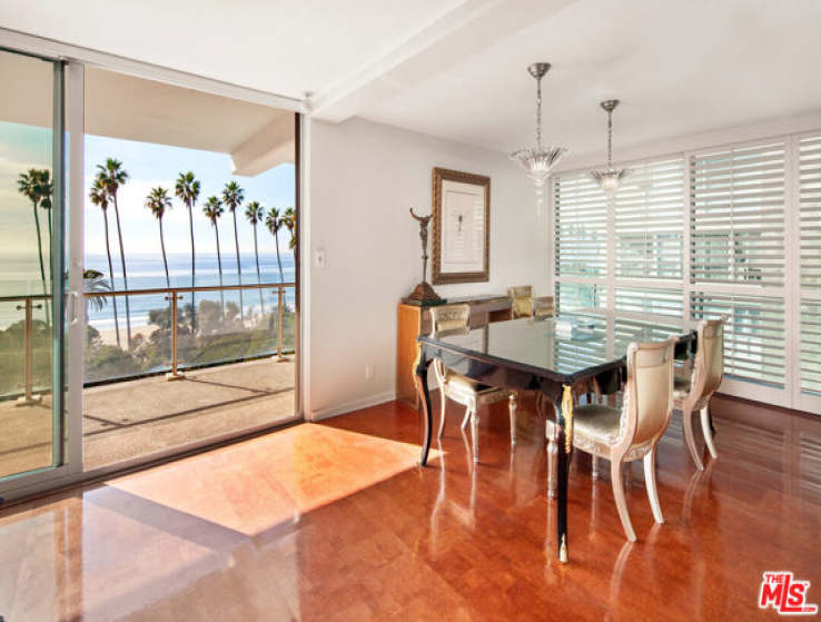 3 Bed Home for Sale in Santa Monica, California