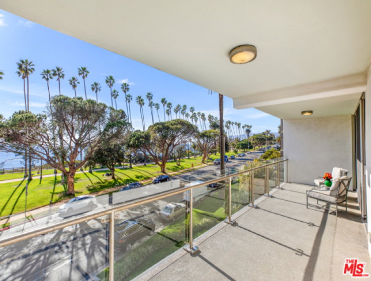 3 Bed Home for Sale in Santa Monica, California