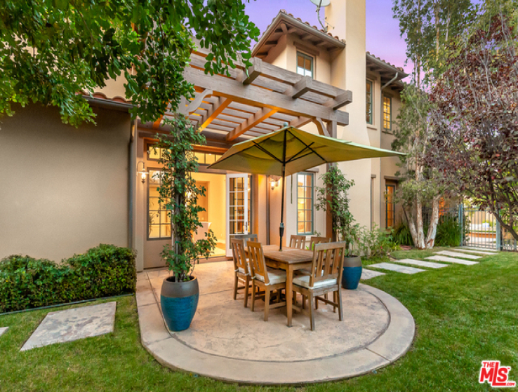 5 Bed Home for Sale in Calabasas, California