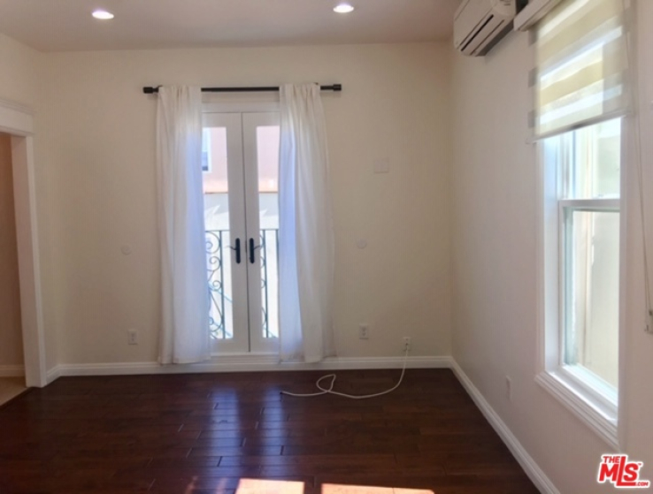 1 Bed Home to Rent in Beverly Hills, California