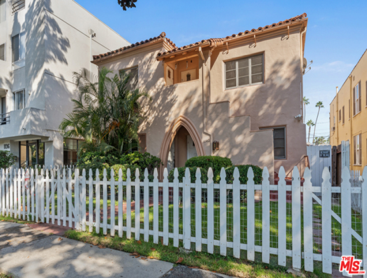 2 Bed Home to Rent in Los Angeles, California