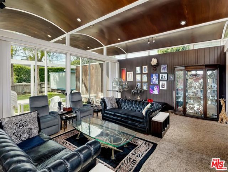 4 Bed Home for Sale in Beverly Hills, California