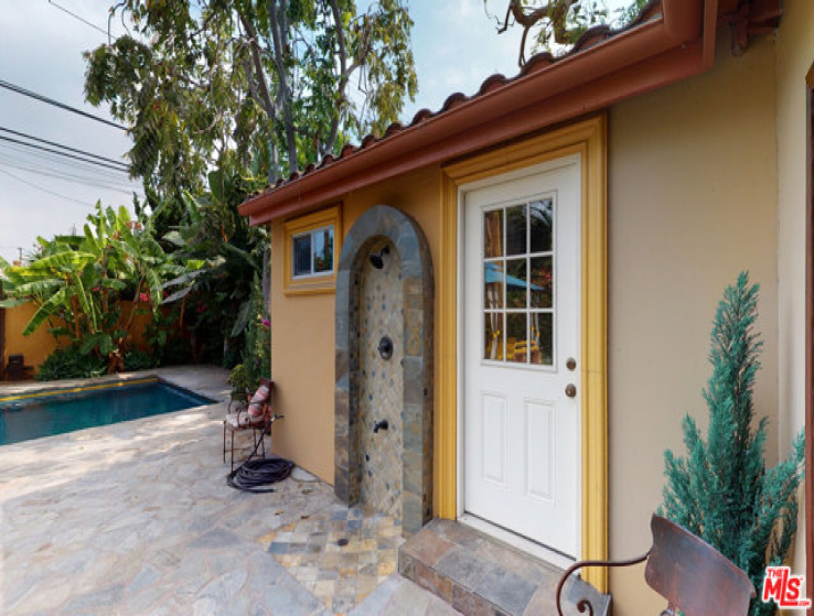 4 Bed Home for Sale in Los Angeles, California