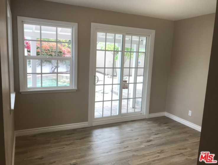 3 Bed Home to Rent in Woodland Hills, California