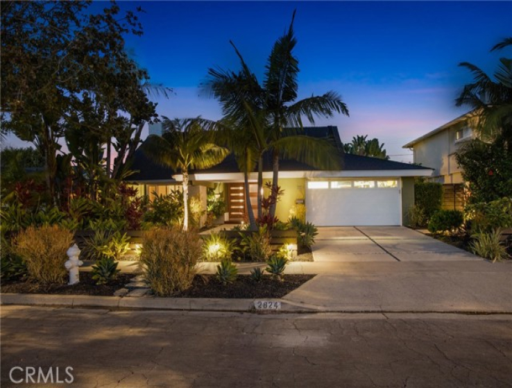 4 Bed Home for Sale in Costa Mesa, California