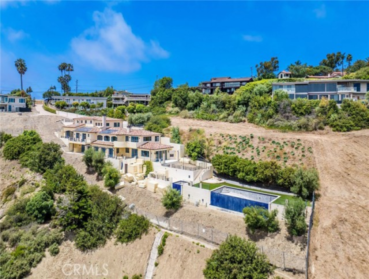 6 Bed Home for Sale in Laguna Beach, California