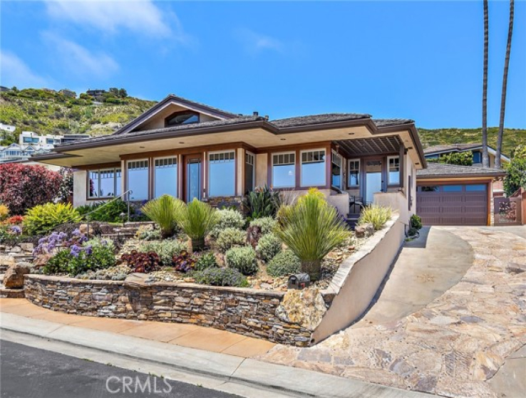 3 Bed Home for Sale in Laguna Beach, California