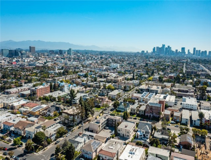  Income Home for Sale in Los Angeles, California