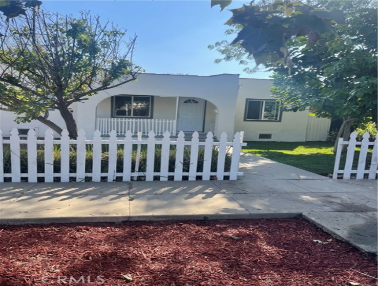 2 Bed Home to Rent in Anaheim, California