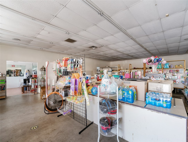  Commercial for Sale in Los Angeles, California