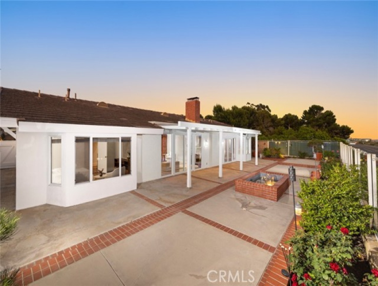 3 Bed Home for Sale in Corona del Mar, California