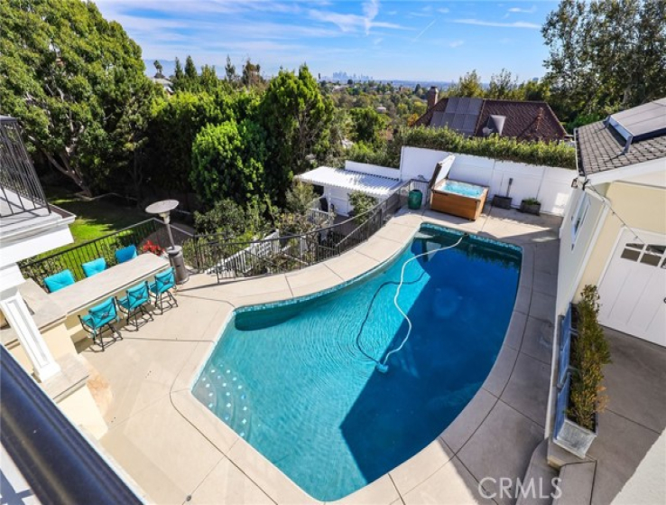 5 Bed Home for Sale in Los Angeles, California