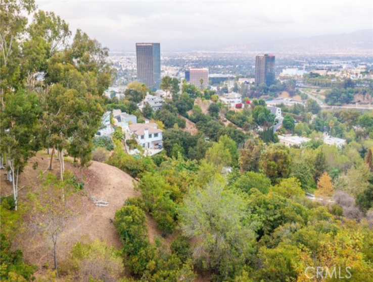  Land for Sale in Studio City, California