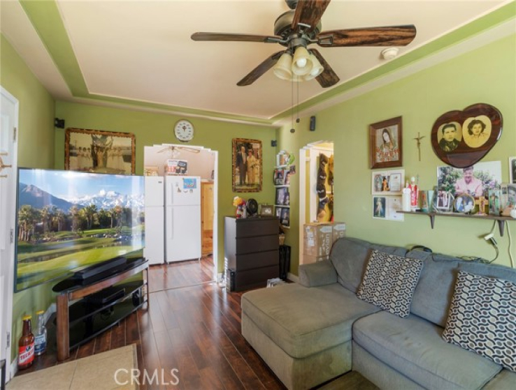  Income Home for Sale in Los Angeles, California